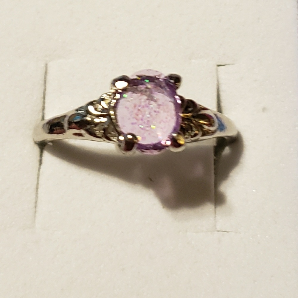 🛍 Purple alloy ring